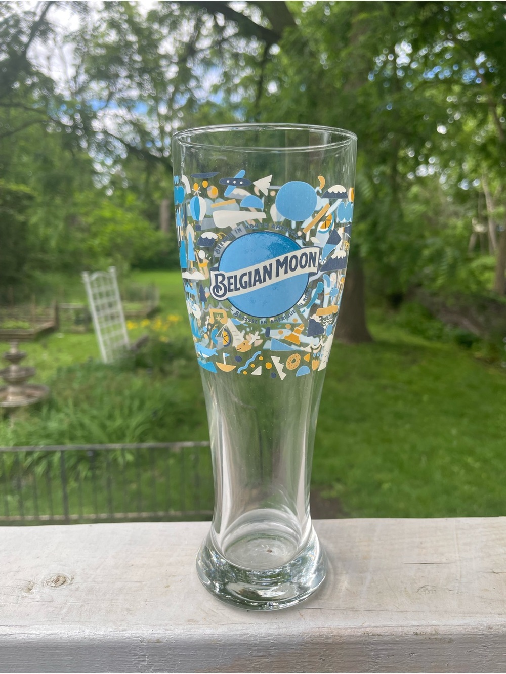 Rare Belgian Moon Beer Pilsner Glass Blue Style